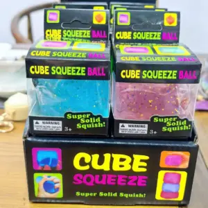 Cube Squeeze Ball Glitzer VE: 12 Stück